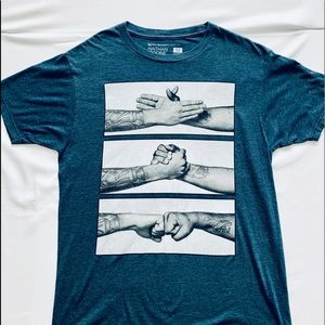 Handshake Tee (M)
